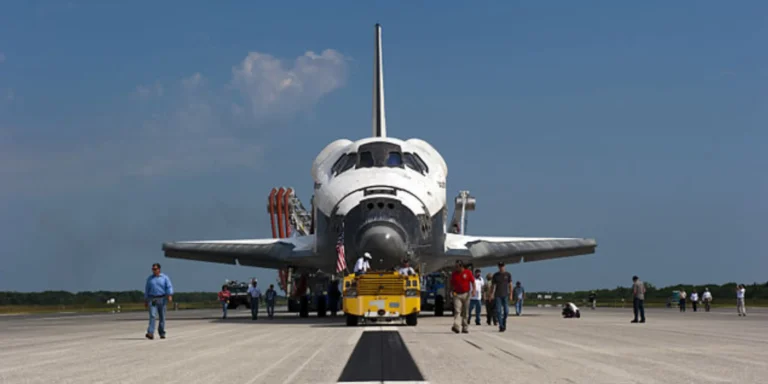 An Overview of The Space Shuttle Program